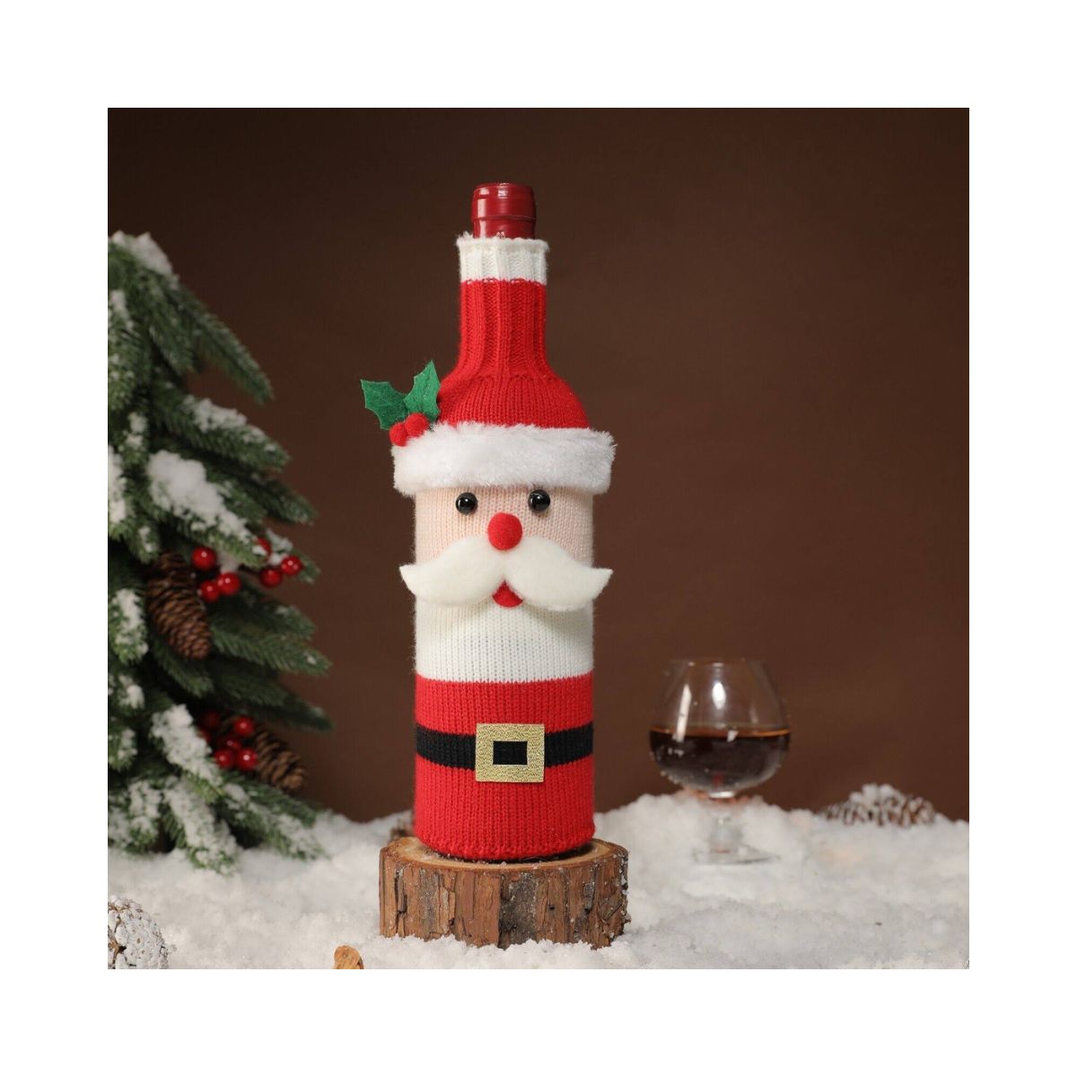 Juego de 3 fundas tejidas para botellas de vino navideñas.